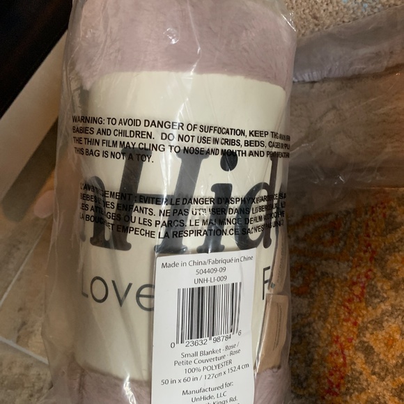 Unhide Blanket Rosy Baby - Picture 3 of 3